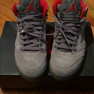 Jordan Retro 5 Camo Size 7.5